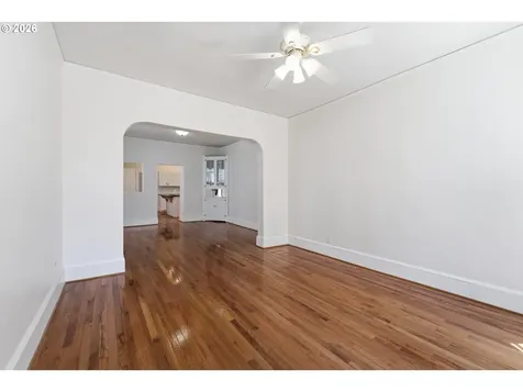 73 NE Hancock Street Portland OR 97212