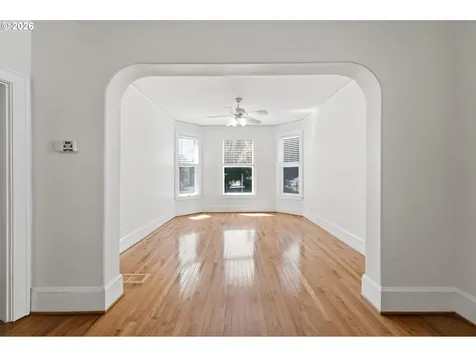 73 NE Hancock Street Portland OR 97212