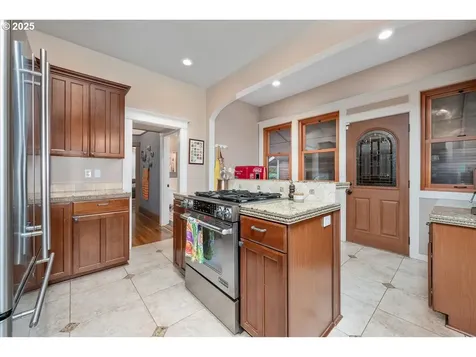 206 W 20th Street Vancouver WA 98660