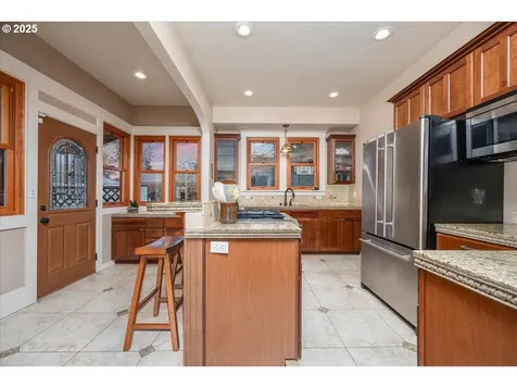 206 W 20th Street Vancouver WA 98660
