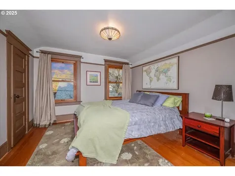 206 W 20th Street Vancouver WA 98660