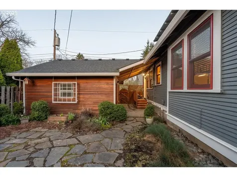 206 W 20th Street Vancouver WA 98660