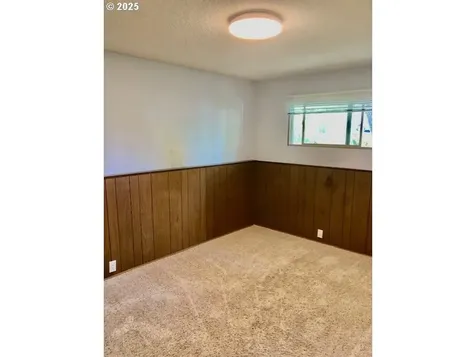 2765 Almaden Street Eugene OR 97405