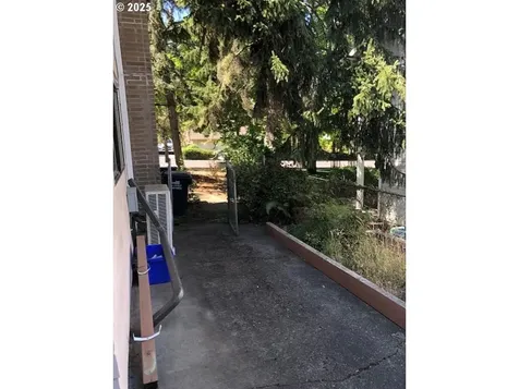 2765 Almaden Street Eugene OR 97405
