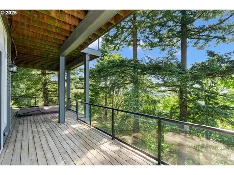 9512 NW Thompson Road Portland OR 97229