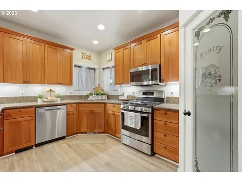 346 SW Mt Mazama Street Mcminnville OR 97128