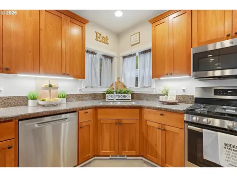 346 SW Mt Mazama Street Mcminnville OR 97128