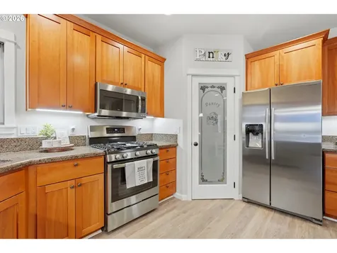 346 SW Mt Mazama Street Mcminnville OR 97128