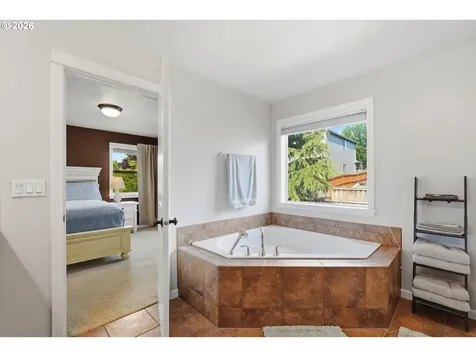 346 SW Mt Mazama Street Mcminnville OR 97128
