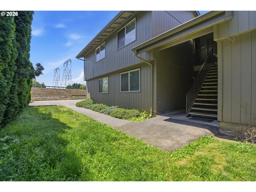 1715 SE 9th Avenue Camas WA 98607