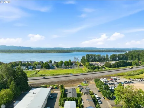 1715 SE 9th Avenue Camas WA 98607