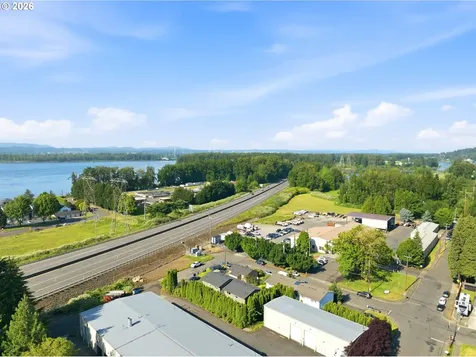 1715 SE 9th Avenue Camas WA 98607