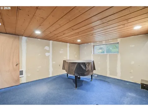 414 S 2nd Street Oregon City OR 97045