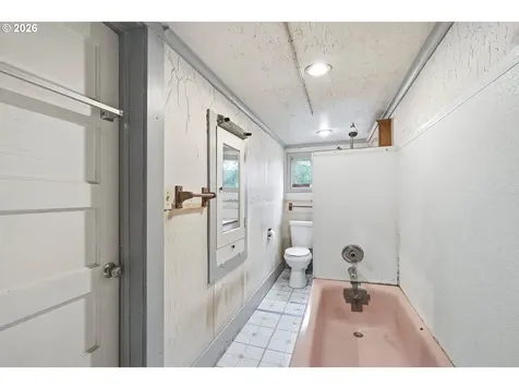 414 S 2nd Street Oregon City OR 97045