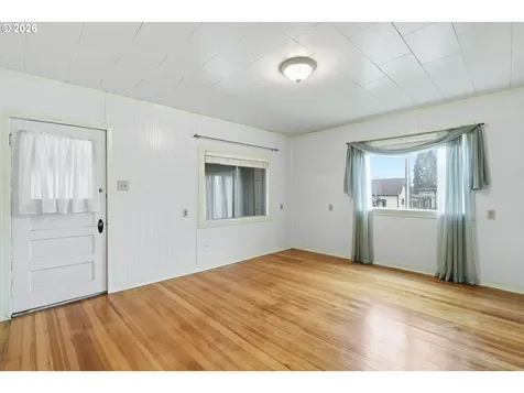414 S 2nd Street Oregon City OR 97045