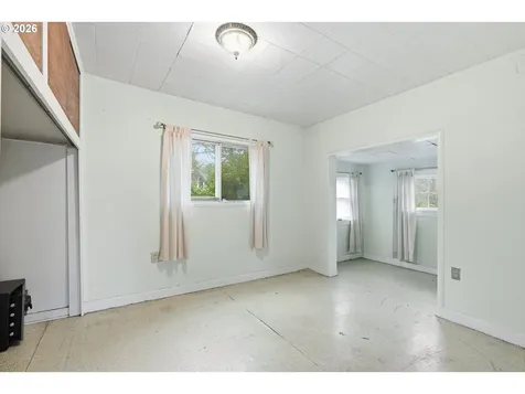 414 S 2nd Street Oregon City OR 97045