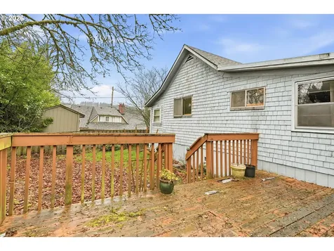 414 S 2nd Street Oregon City OR 97045