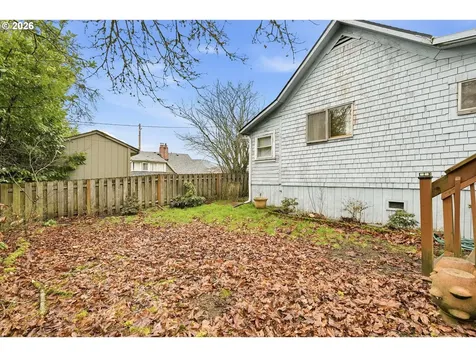 414 S 2nd Street Oregon City OR 97045