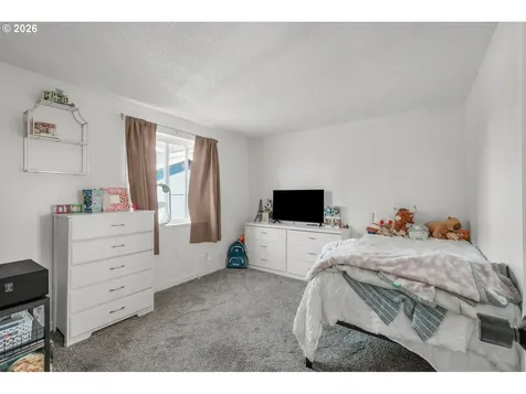 7842 SE Lindy Street Portland OR 97206