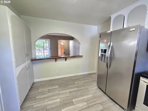 1642 NW Almond Avenue Roseburg OR 97471