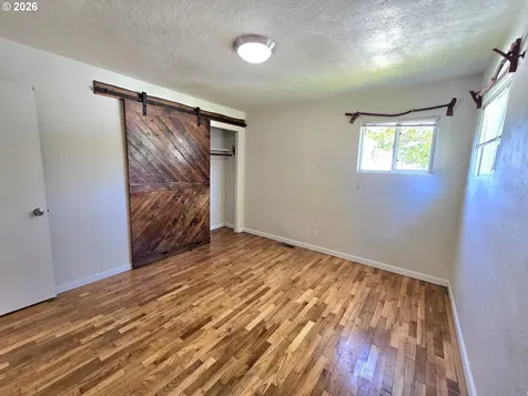 1642 NW Almond Avenue Roseburg OR 97471
