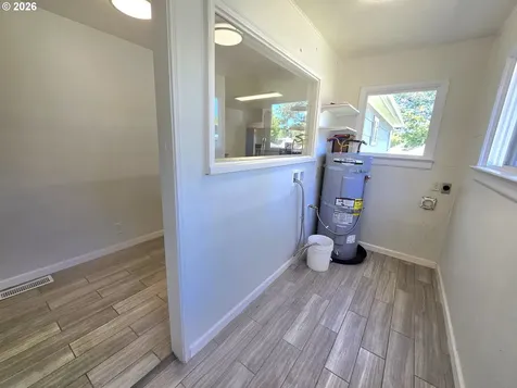 1642 NW Almond Avenue Roseburg OR 97471