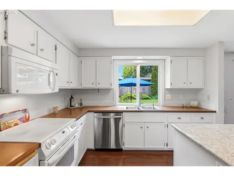 17070 SW Cynthia Street Beaverton OR 97007