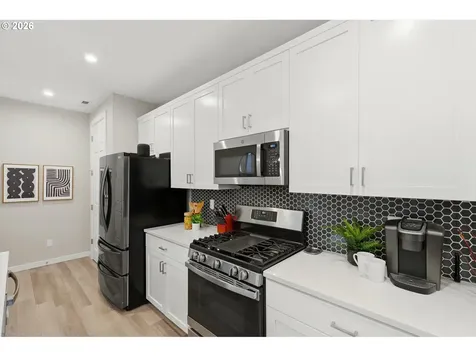 7074 SE Blanton Street Hillsboro OR 97123