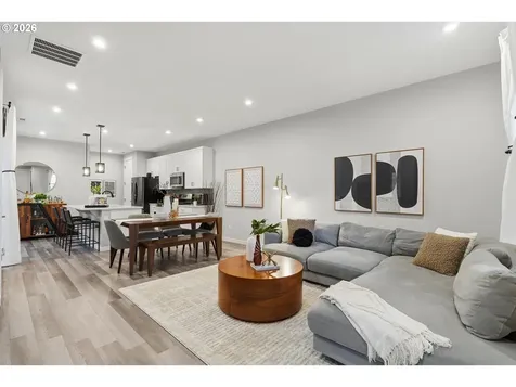 7074 SE Blanton Street Hillsboro OR 97123