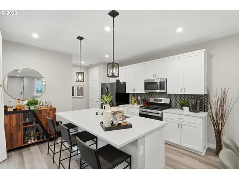 7074 SE Blanton Street Hillsboro OR 97123
