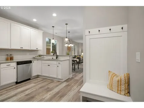 3914 SE 69th Avenue Portland OR 97206