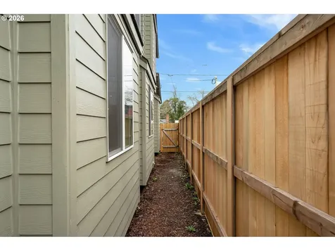 3914 SE 69th Avenue Portland OR 97206