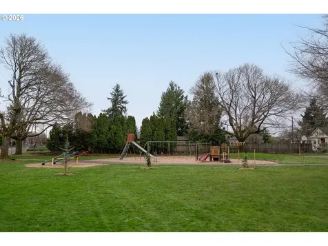 3914 SE 69th Avenue Portland OR 97206
