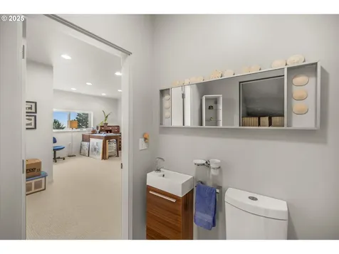 121 Greenhill Drive Yachats OR 97498
