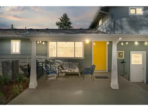 2739 NE Elaine Drive Mcminnville OR 97128