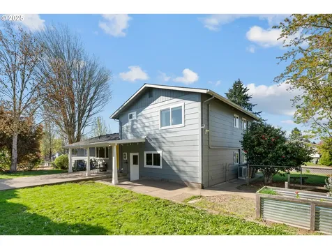 2739 NE Elaine Drive Mcminnville OR 97128