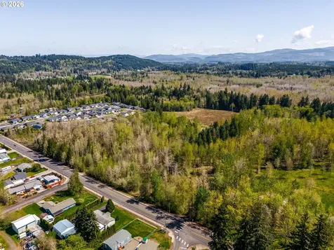 400 Hall Road Silver Lake WA 98645