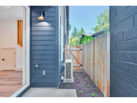 2383 SE 45th Avenue Portland OR 97215