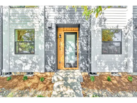 2383 SE 45th Avenue Portland OR 97215
