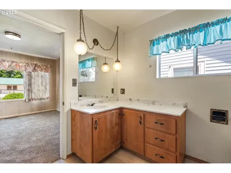 1224 Dewey Avenue Baker City OR 97814