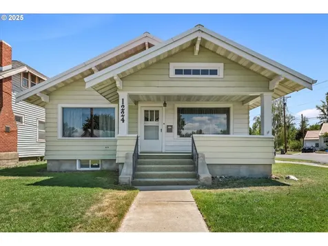 1224 Dewey Avenue Baker City OR 97814