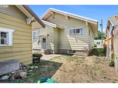 1224 Dewey Avenue Baker City OR 97814