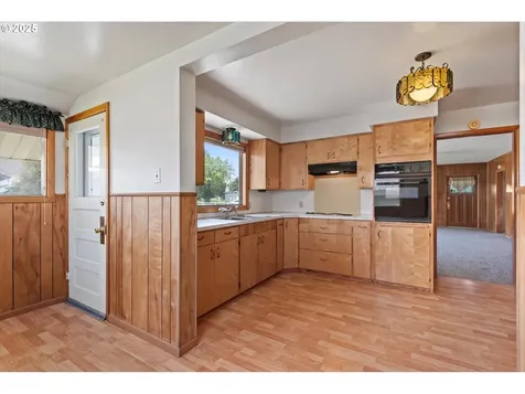 1224 Dewey Avenue Baker City OR 97814