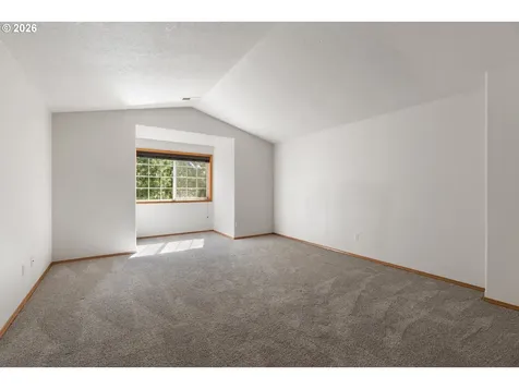 9223 N Hodge Avenue Portland OR 97203