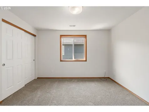9223 N Hodge Avenue Portland OR 97203