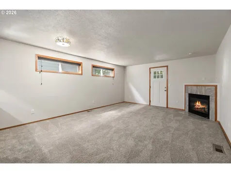 9223 N Hodge Avenue Portland OR 97203