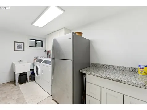 4801 SE Ankeny Street Portland OR 97215
