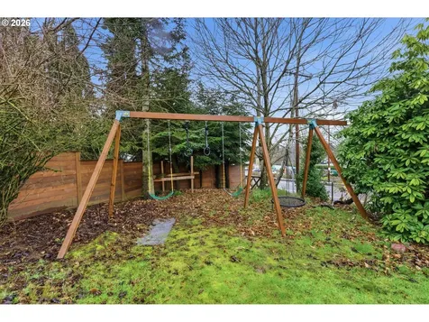 4801 SE Ankeny Street Portland OR 97215