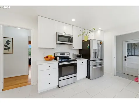 4801 SE Ankeny Street Portland OR 97215