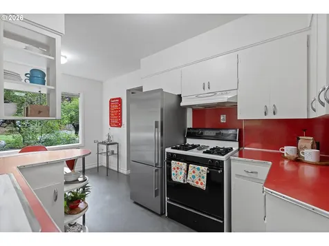 8604 N Van Houten Avenue Portland OR 97203